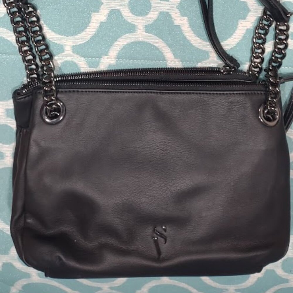 SIMPLY VERA BLACK SHOULDER BAG 8 POCKETS VERY CLEAN GRAY CHAIN 12X7X5 SOME WEAR